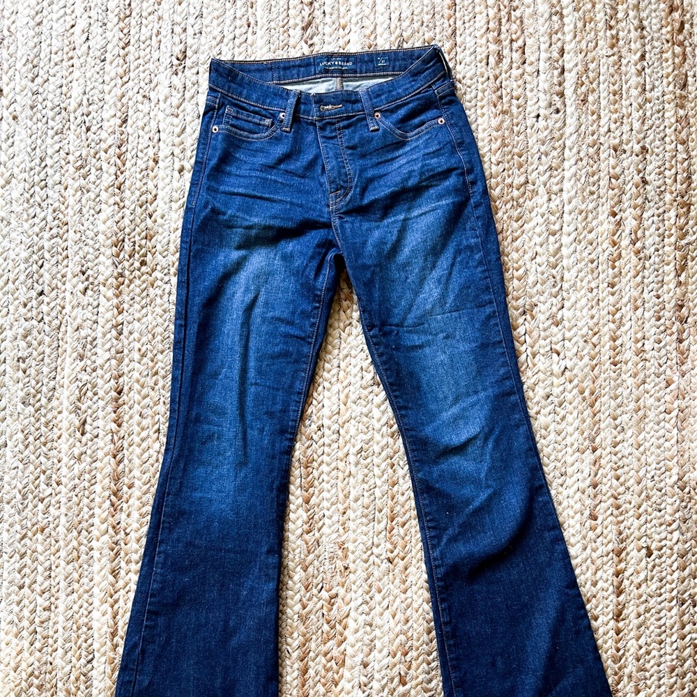 Lucky Brand Ava Flare Jeans | 70s Style | Retro Aesthetic